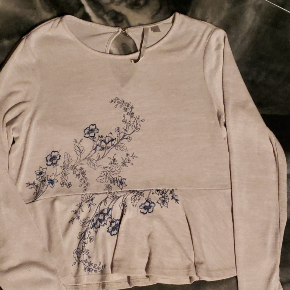 Sweater blouse